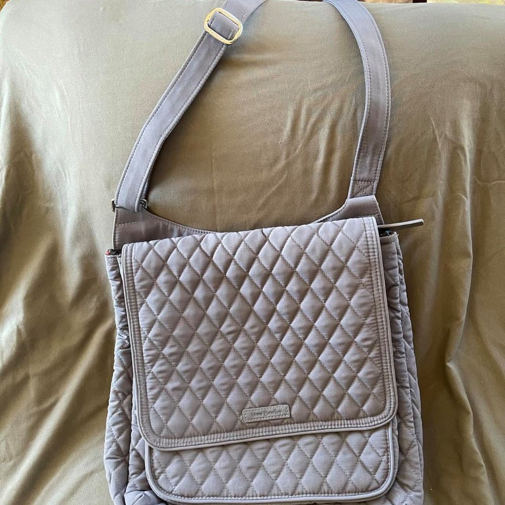 Like NEW RARE retired Gray Vera Bradley Hipster